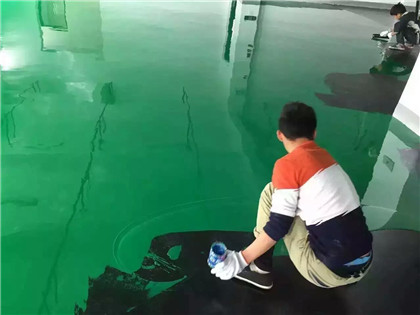 西华下面给你一份环氧地坪漆施工的完整流程